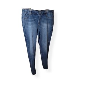 Maurices Ultra Stretchy Regular Length Jeans